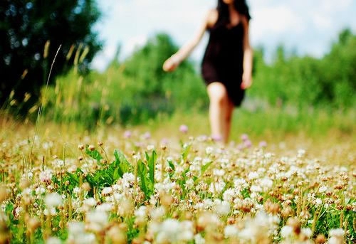 集成的意思是把多个部分或系统结合在一起,以实现一个统一的功能或目标。 集成的意思是把多个部分或系统结合在一起,以实现一个统一的功能或目标。